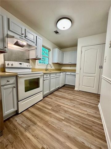 35 Rolling Ridge Drive, Covington, GA 30016