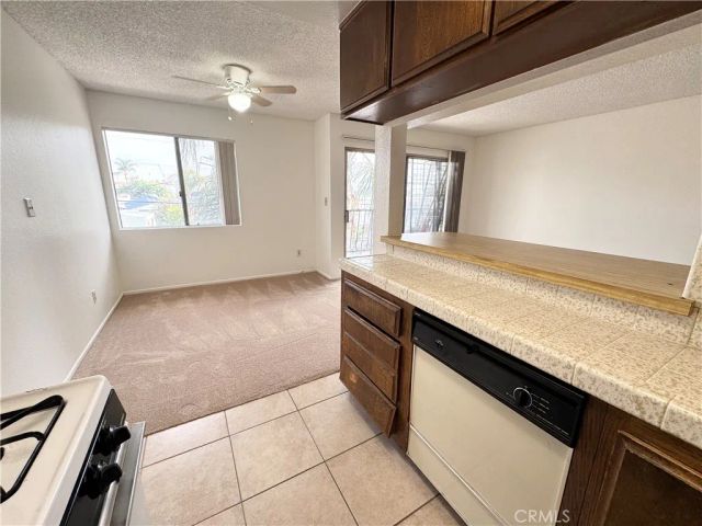 635 W 15th 13, San Pedro, CA 90731
