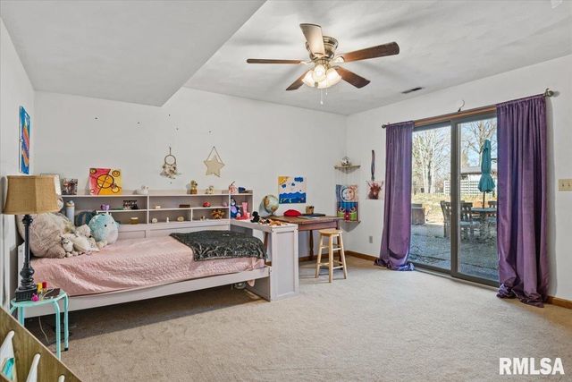 2551 E LAKE SHORE Drive, Springfield, IL 62712