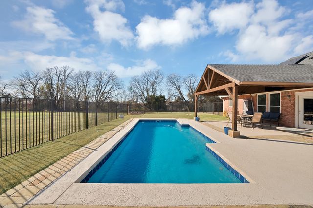 2051 Florence Drive, Princeton, TX 75407