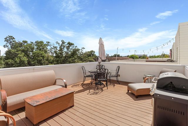 4302 Rose Street, Houston, TX 77007