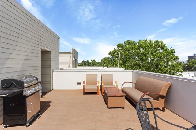 4302 Rose Street, Houston, TX 77007