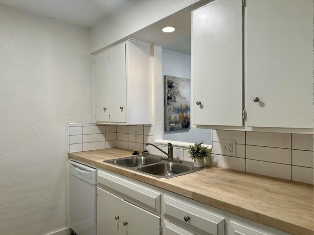 2101 16th Street, 2A, Lubbock, TX 79401