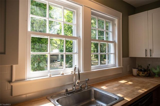 132 W Moore Street, Candor, NC 27229