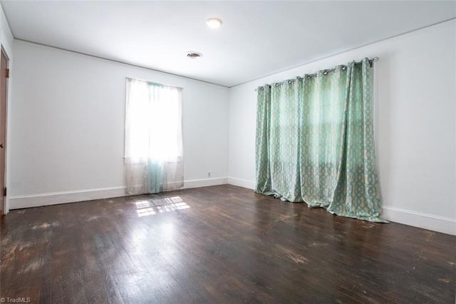 132 W Moore Street, Candor, NC 27229