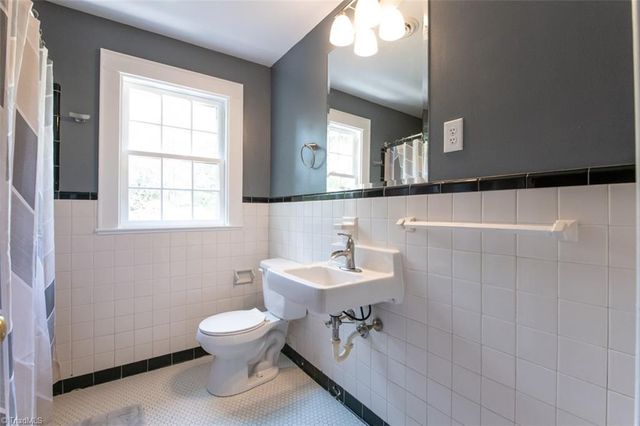 132 W Moore Street, Candor, NC 27229