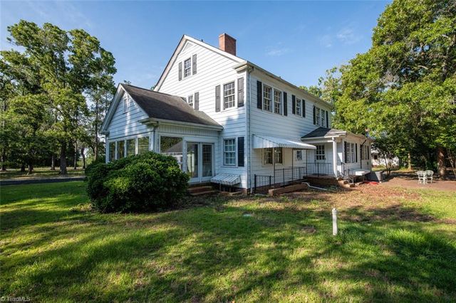 132 W Moore Street, Candor, NC 27229