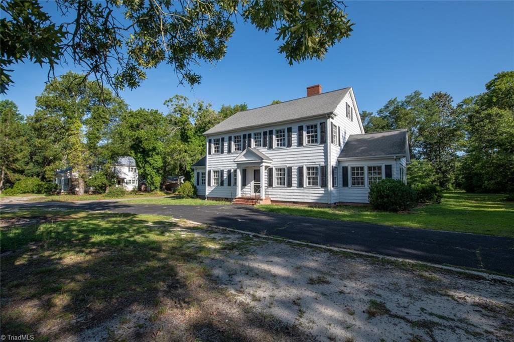 132 W Moore Street, Candor, NC 27229
