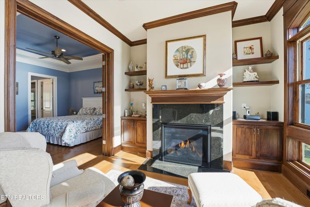 303 E Shore Drive, Rockwood, TN 37854