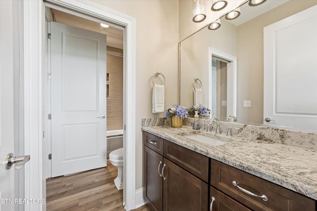 303 E Shore Drive, Rockwood, TN 37854