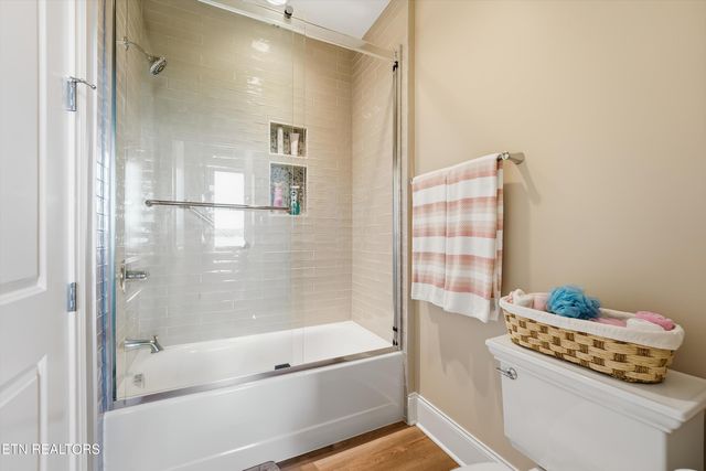 303 E Shore Drive, Rockwood, TN 37854