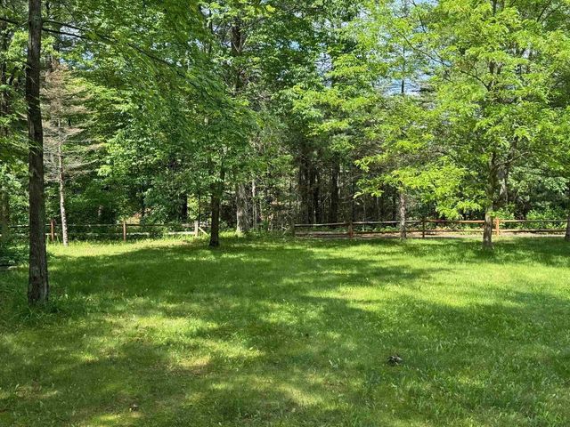 129 Lake Shore Drive, Wisconsin Dells, WI 53965
