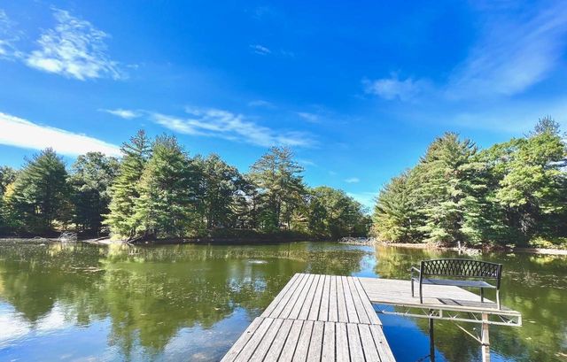 129 Lake Shore Drive, Wisconsin Dells, WI 53965