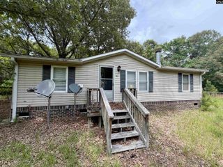 80 Swampy Creek Road, Cassatt, SC 29032