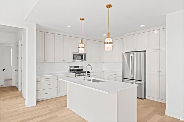 4529 N WINDSOR DR, Provo, UT 84604
