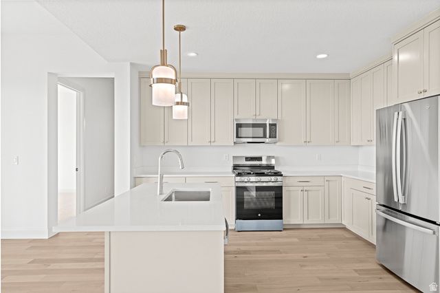 4529 N WINDSOR DR, Provo, UT 84604