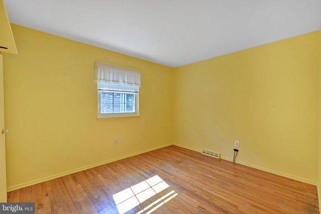 13401 QUEENS LN, Fort Washington, MD 20744