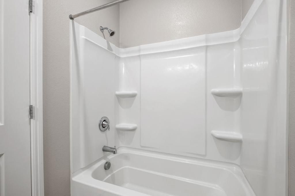 Image 14 of property listing at 667 Beechnut Court, San Jose, CA 95133