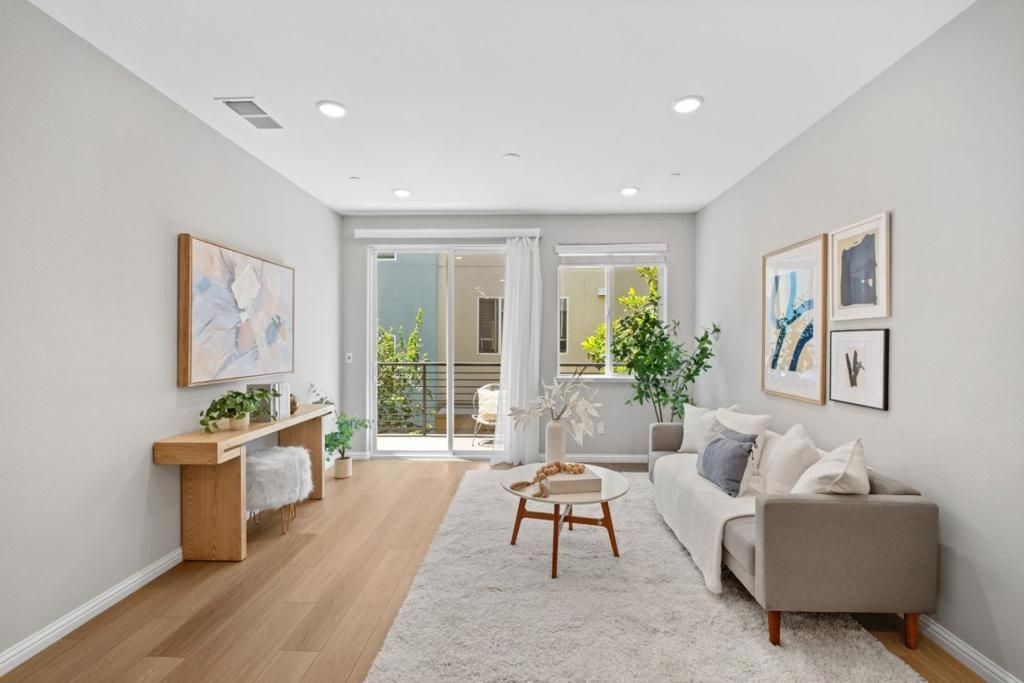 Image 3 of property listing at 667 Beechnut Court, San Jose, CA 95133