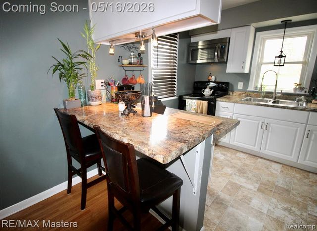 11047 Secor Road, Temperance, MI 48182
