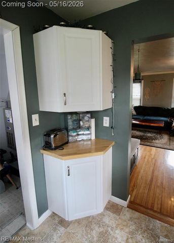 11047 Secor Road, Temperance, MI 48182
