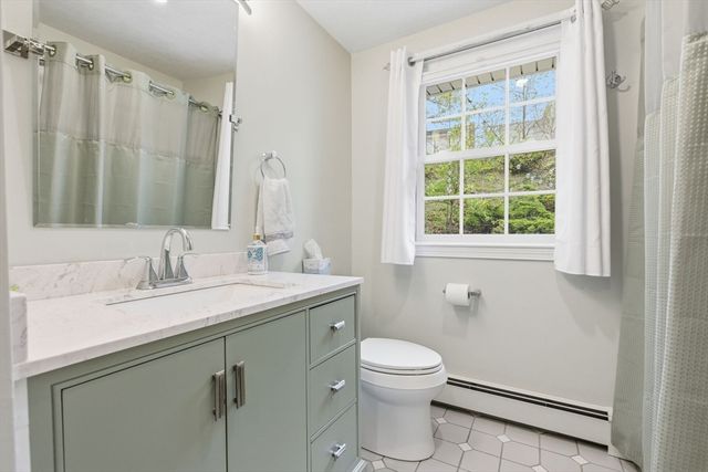 66 Phillips Cir, Waltham, MA 02452