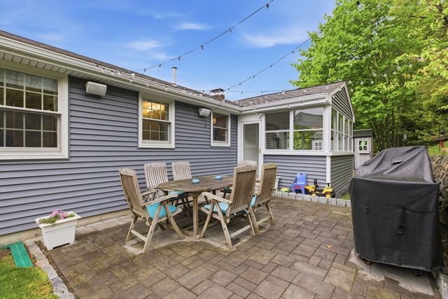 66 Phillips Cir, Waltham, MA 02452