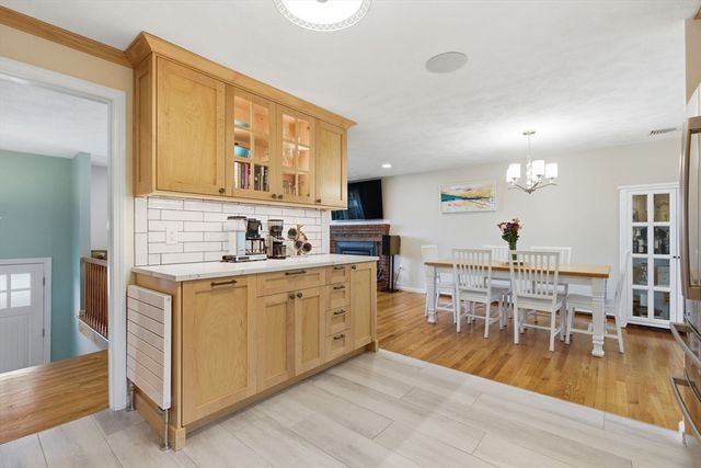 66 Phillips Cir, Waltham, MA 02452