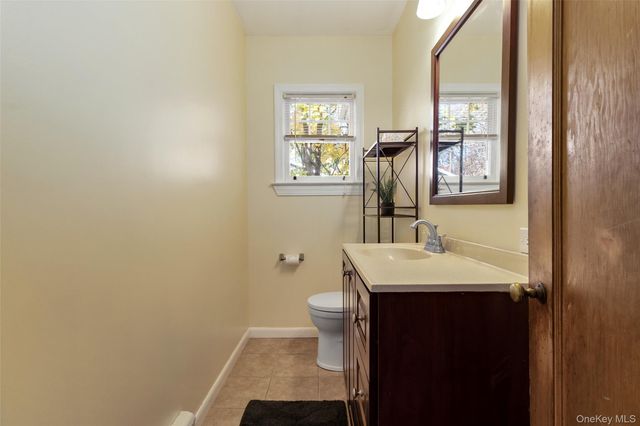 16 Hillside Terrace, Mahopac, NY 10541