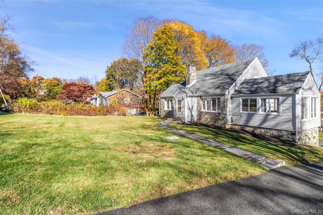 16 Hillside Terrace, Mahopac, NY 10541