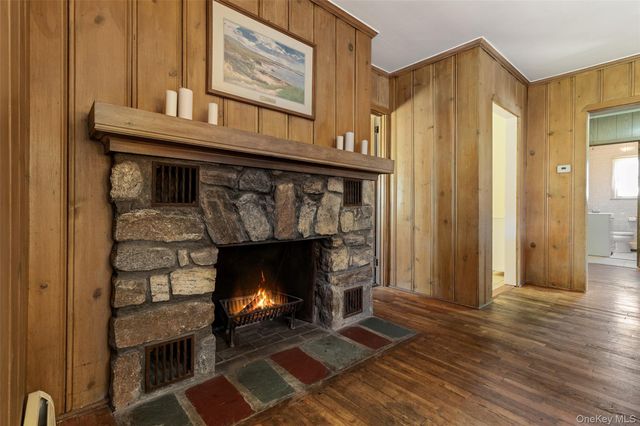 16 Hillside Terrace, Mahopac, NY 10541