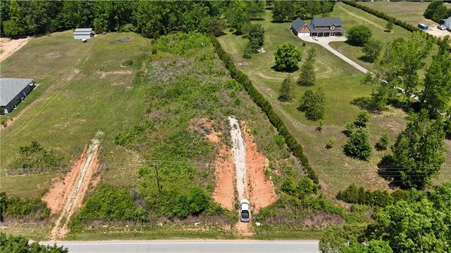 820 418 Highway, Simpsonville, SC 29680