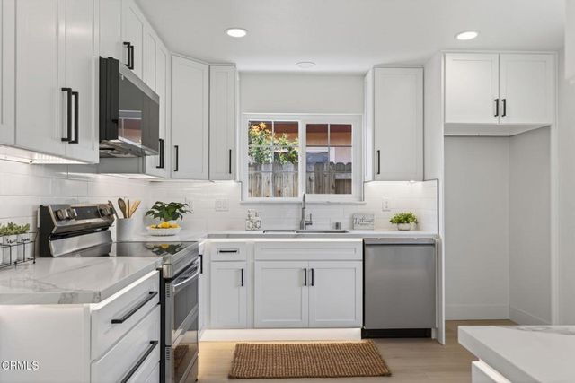 306 E Elfin Green, Port Hueneme, CA 93041