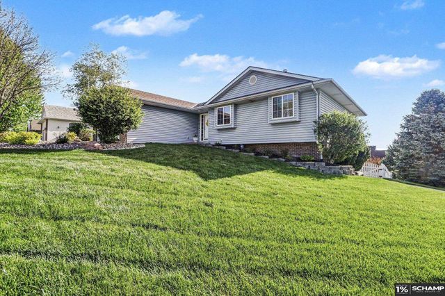 11809 S 53 Avenue, Papillion, NE 68133