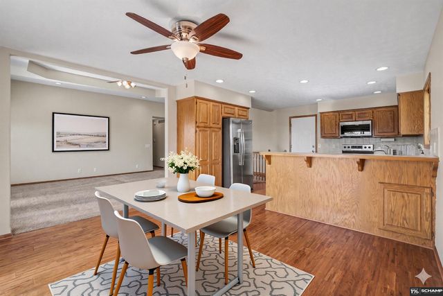11809 S 53 Avenue, Papillion, NE 68133