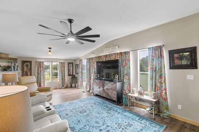 195 Hazel Drive, Headland, AL 36345
