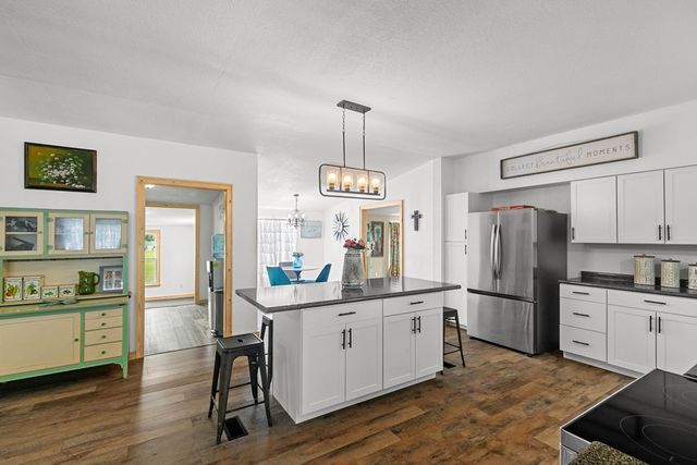 195 Hazel Drive, Headland, AL 36345