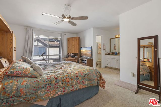 5461 Newcastle Avenue 6, Encino, CA 91316