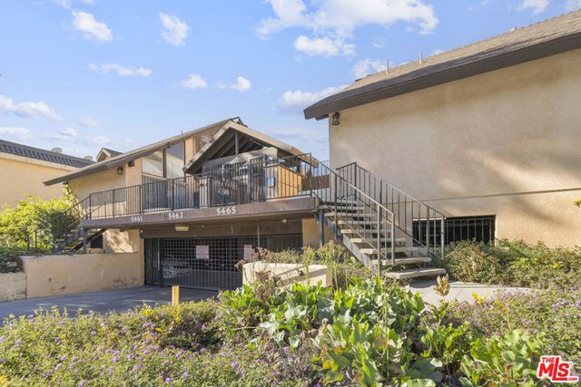 5461 Newcastle Avenue 6, Encino, CA 91316