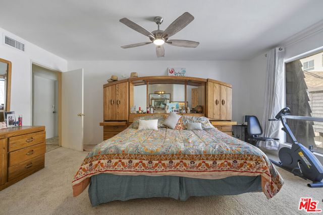 5461 Newcastle Avenue 6, Encino, CA 91316