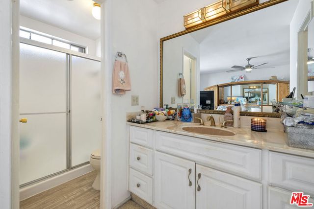 5461 Newcastle Avenue 6, Encino, CA 91316