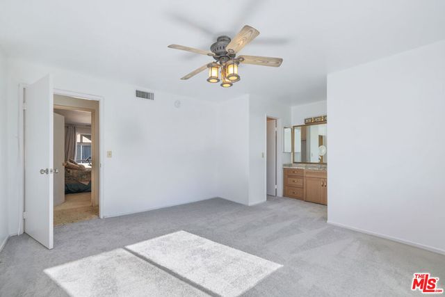 5461 Newcastle Avenue 6, Encino, CA 91316