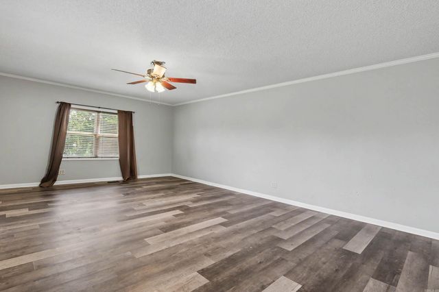 2354 Thunderbird Loop, Traskwood, AR 72167