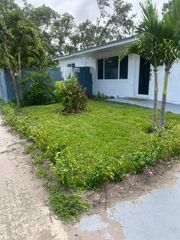 6800 SIMMS Street, Hollywood, FL 33024