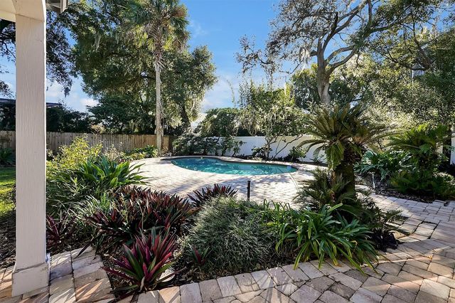 220 W READING WAY, Winter Park, FL 32789