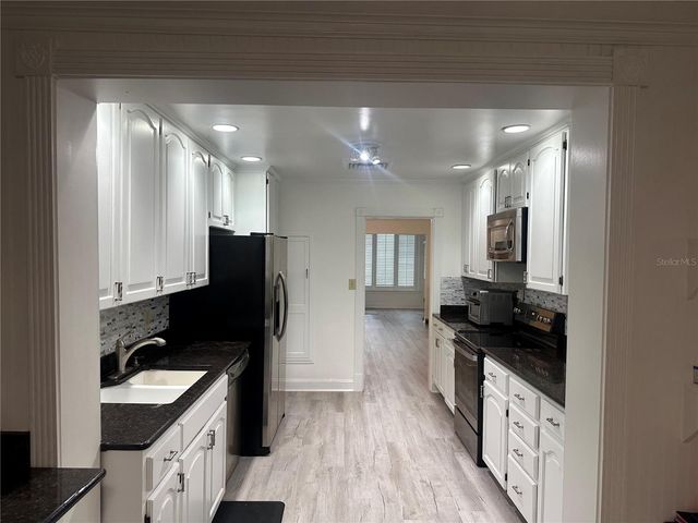 220 W READING WAY, Winter Park, FL 32789