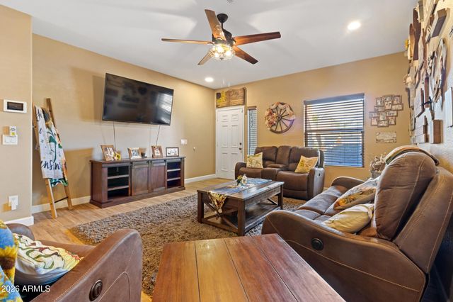 3669 E DERRINGER Way, Gilbert, AZ 85297