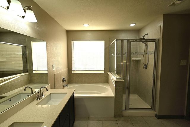 19211 Archer Glen Drive, Houston, TX 77073