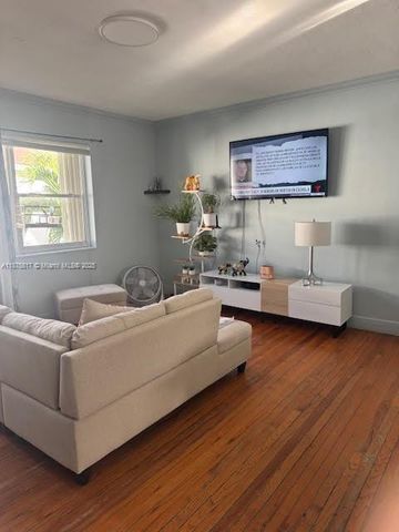 1258 Marseille Dr 4, Miami Beach, FL 33141