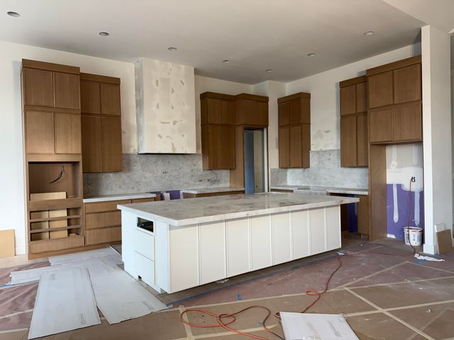 871 E Galway Court, Nixa, MO 65714